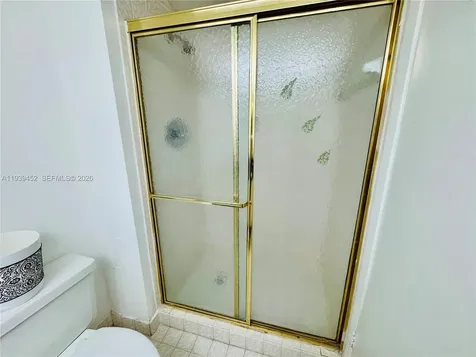 18021 Biscayne Boulevard Aventura FL 33160