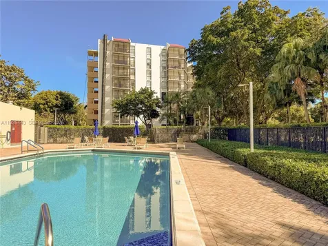 3301 N Country Club Drive Aventura FL 33180