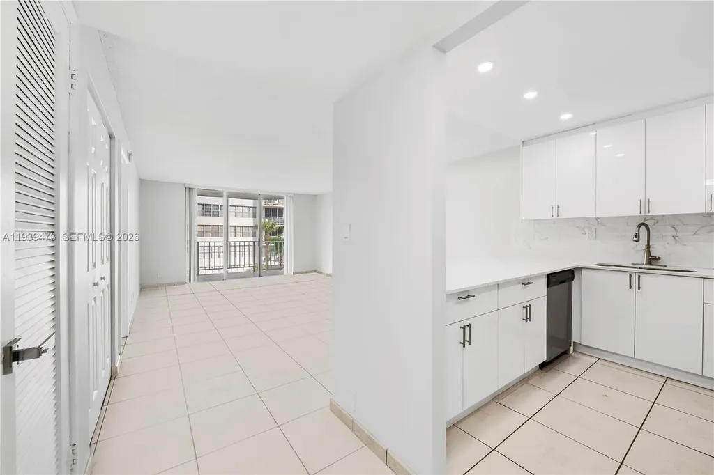 16710 NE 9th Avenue North Miami Beach FL 33162