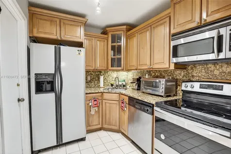 124 NE 19th Court Wilton Manors FL 33305
