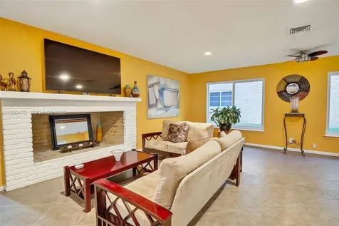 124 NE 19th Court Wilton Manors FL 33305