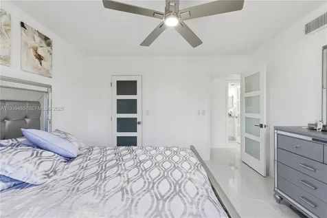 250 S Hollybrook Terrace Pembroke Pines FL 33025