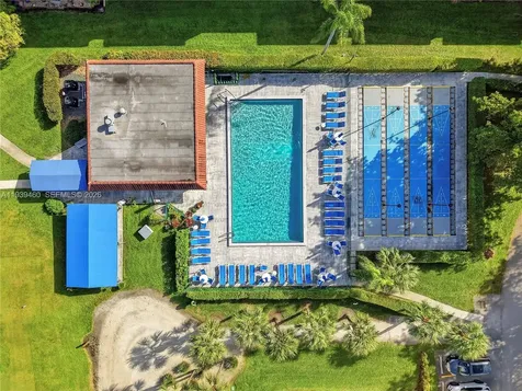 250 S Hollybrook Terrace Pembroke Pines FL 33025