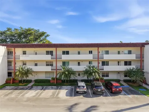 250 S Hollybrook Terrace Pembroke Pines FL 33025