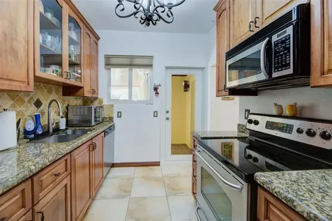 6120 SW 27th Street Miami FL 33155