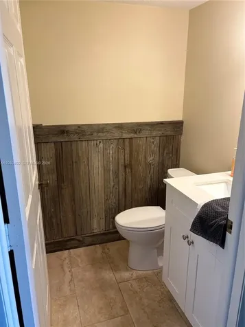 17 Royal Palm Way Boca Raton FL 33432