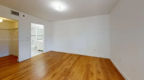 2415 NW 16th St Road Miami FL 33125