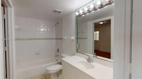 2415 NW 16th St Road Miami FL 33125