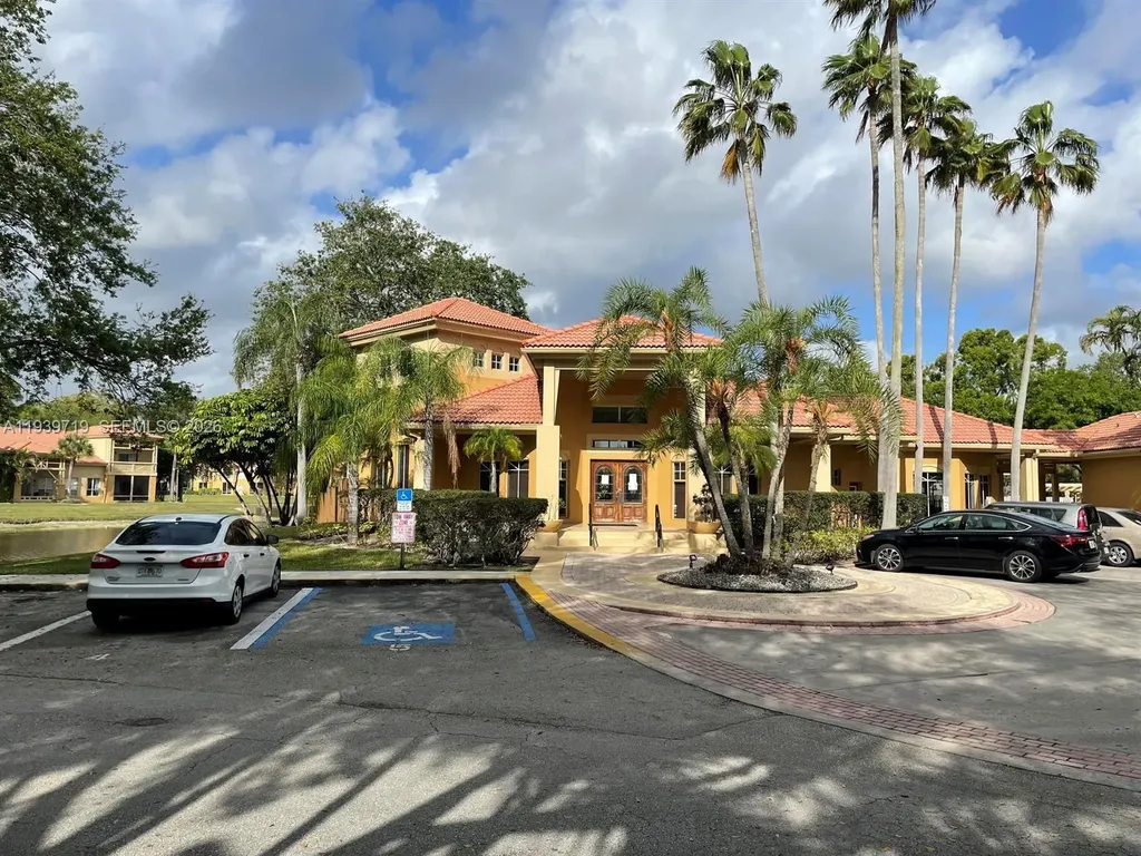 4767 Via Palm Lakes West Palm Beach FL 33417