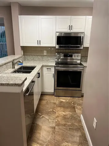 4767 Via Palm Lakes West Palm Beach FL 33417