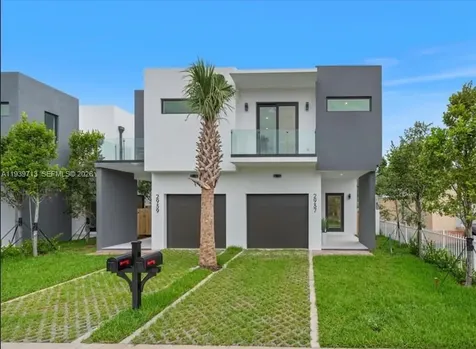 2939 SW 21st Street Miami FL 33145