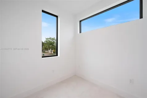 2939 SW 21st Street Miami FL 33145