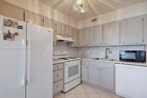 13450 SW 3rd Street Pembroke Pines FL 33027