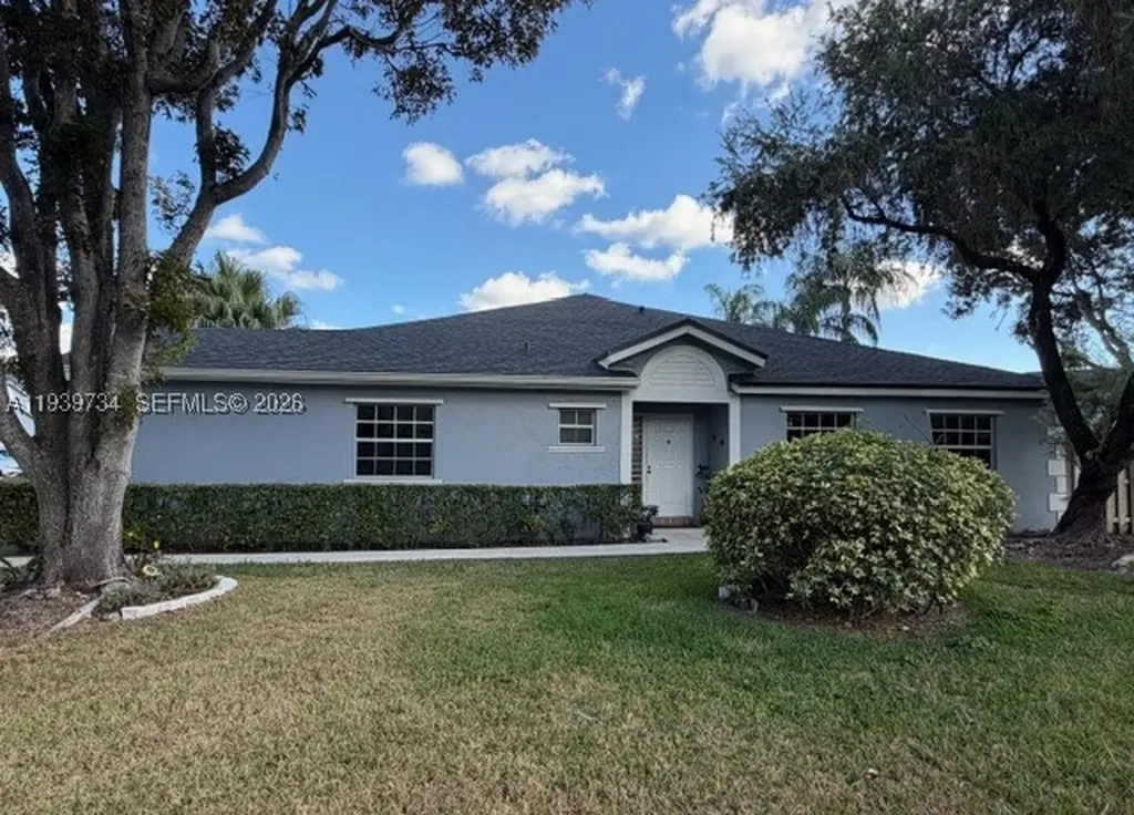 14250 SW 96th Terrace Miami FL 33186