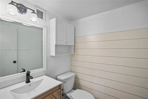 2101 Atlantic Shores Boulevard Hallandale Beach FL 33009