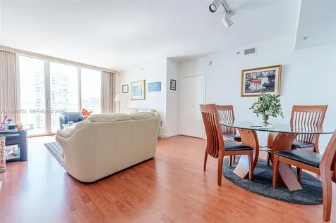 335 S Biscayne Boulevard Miami FL 33131
