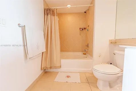 335 S Biscayne Boulevard Miami FL 33131