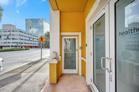 308 Alhambra Circle Coral Gables FL 33134