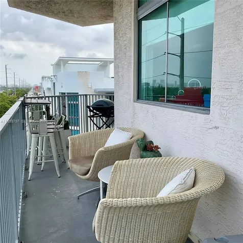 140 S Dixie Highway Hollywood FL 33020