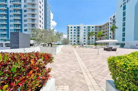 140 S Dixie Highway Hollywood FL 33020
