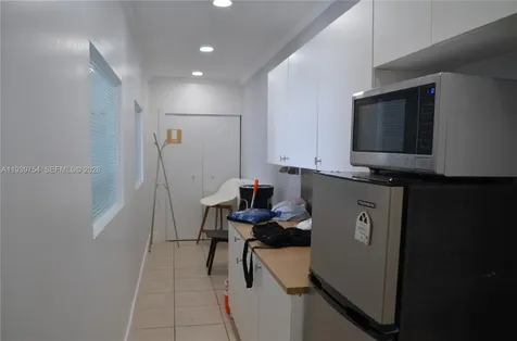 7311 NW 12th Street Miami FL 33126
