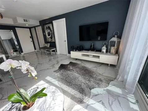 1740 NW N River Drive Miami FL 33125