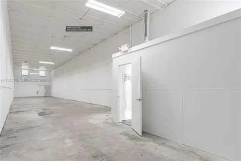 453 W 28th Street Hialeah FL 33010