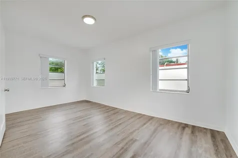 1736 SW 9th Street Miami FL 33135