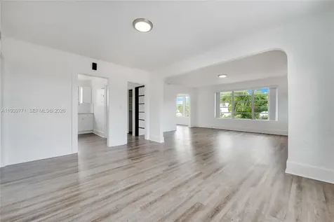 1736 SW 9th Street Miami FL 33135