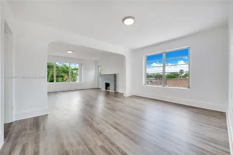 1736 SW 9th Street Miami FL 33135