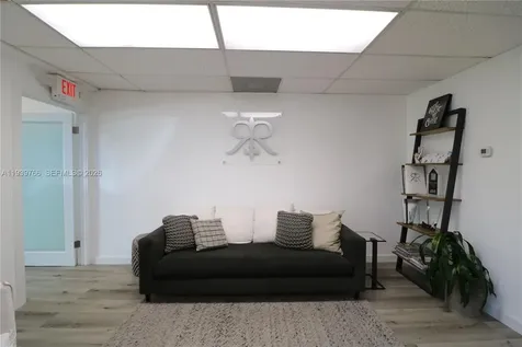 7452 SW 48th Street Miami FL 33155