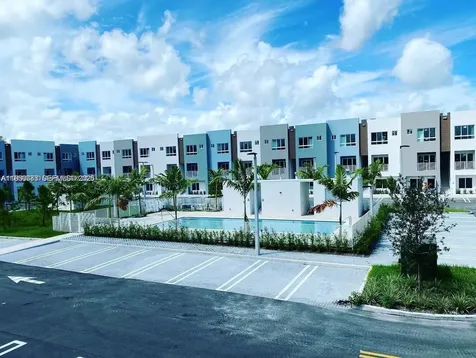 2505 NE 193rd Street Aventura FL 33180