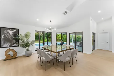 2 Dunbar Road Palm Beach Gardens FL 33418