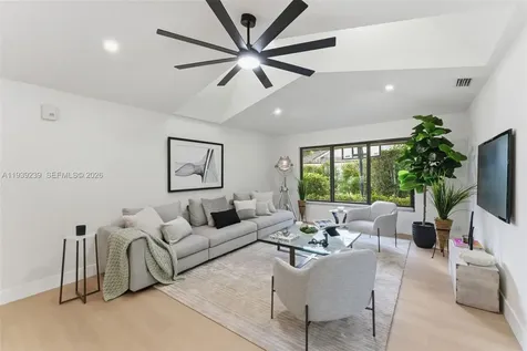 2 Dunbar Road Palm Beach Gardens FL 33418