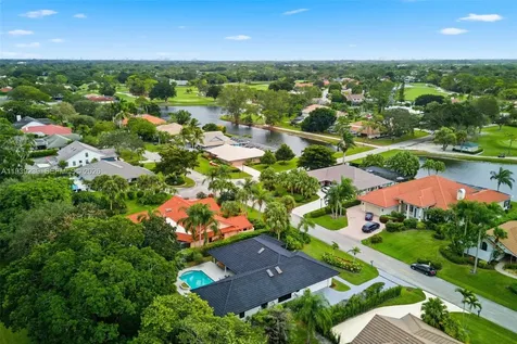 2 Dunbar Road Palm Beach Gardens FL 33418