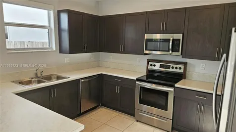 1433 SE 27th Terrace Homestead FL 33035
