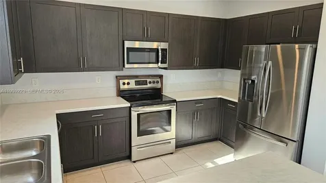 1433 SE 27th Terrace Homestead FL 33035