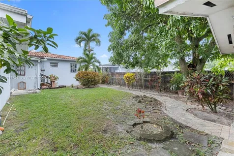 116 E 59 Hialeah FL 33013