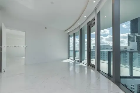 17475 Collins Avenue Sunny Isles Beach FL 33160