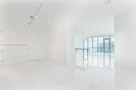 17475 Collins Avenue Sunny Isles Beach FL 33160