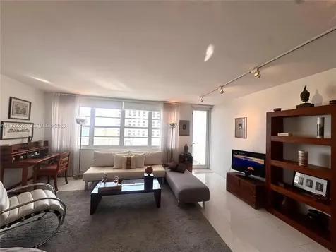 100 Lincoln Road Miami Beach FL 33139
