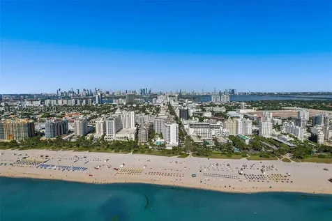 100 Lincoln Road Miami Beach FL 33139