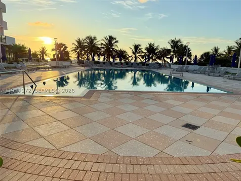 100 Lincoln Road Miami Beach FL 33139