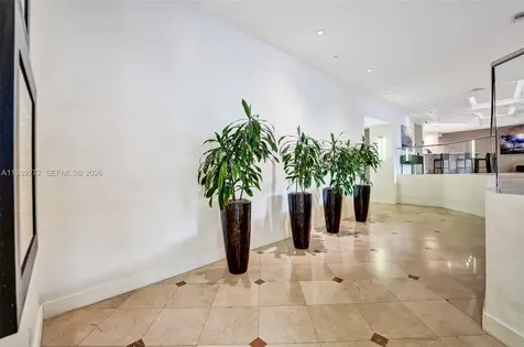 100 Lincoln Road Miami Beach FL 33139