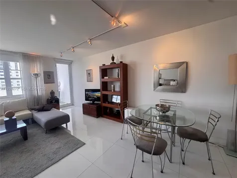 100 Lincoln Road Miami Beach FL 33139