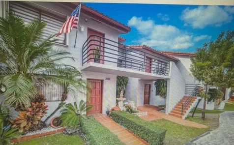 15420 SW 74th Circle Court Miami FL 33193