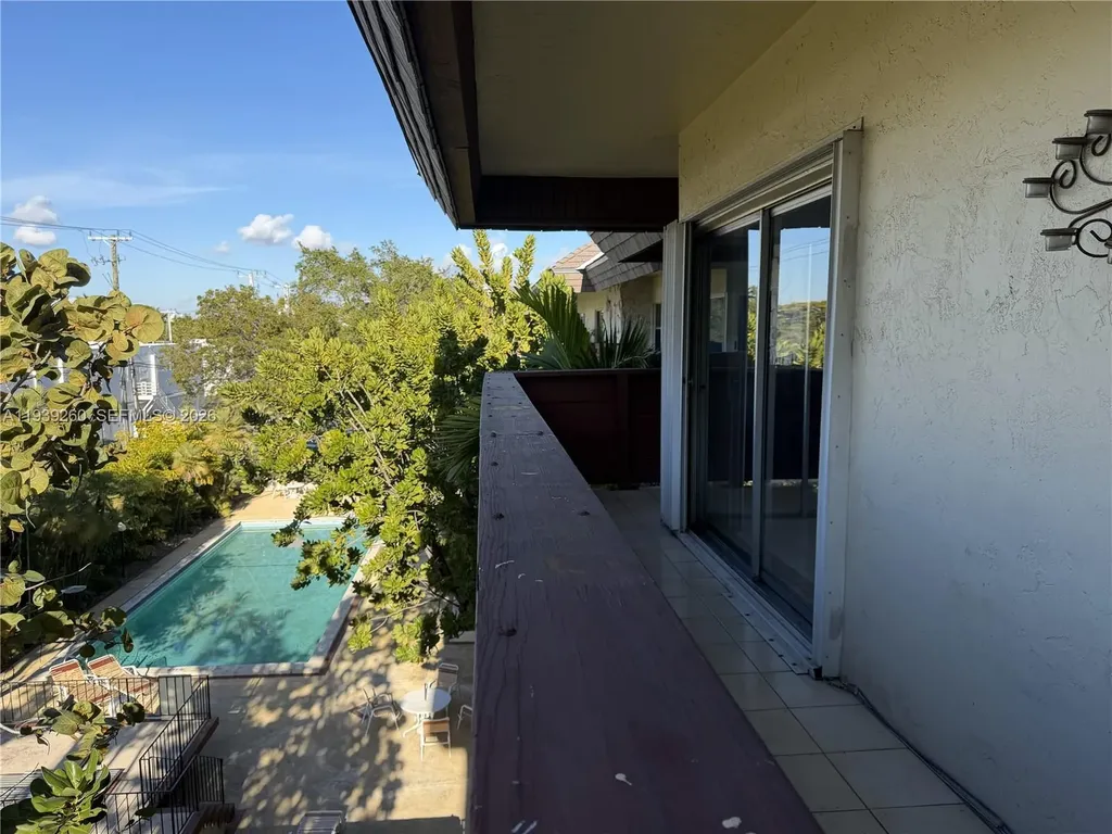 1205 Mariposa Avenue Coral Gables FL 33146
