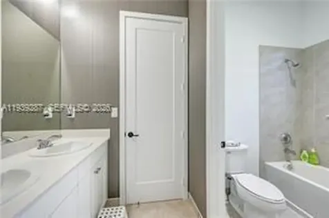 4919 Frattinas Ave Maria FL 34142