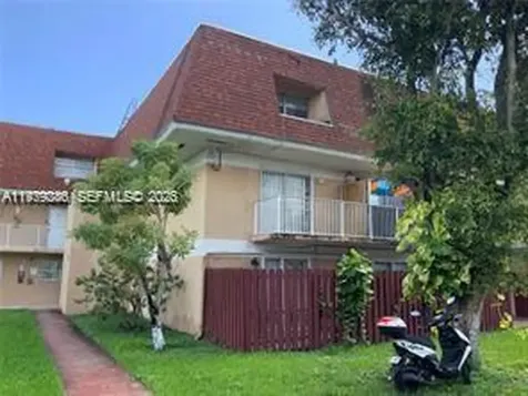 250 NW 107th Avenue Miami FL 33172