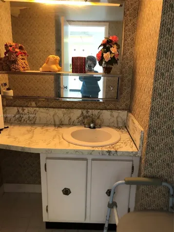 18011 Biscayne Boulevard Aventura FL 33160